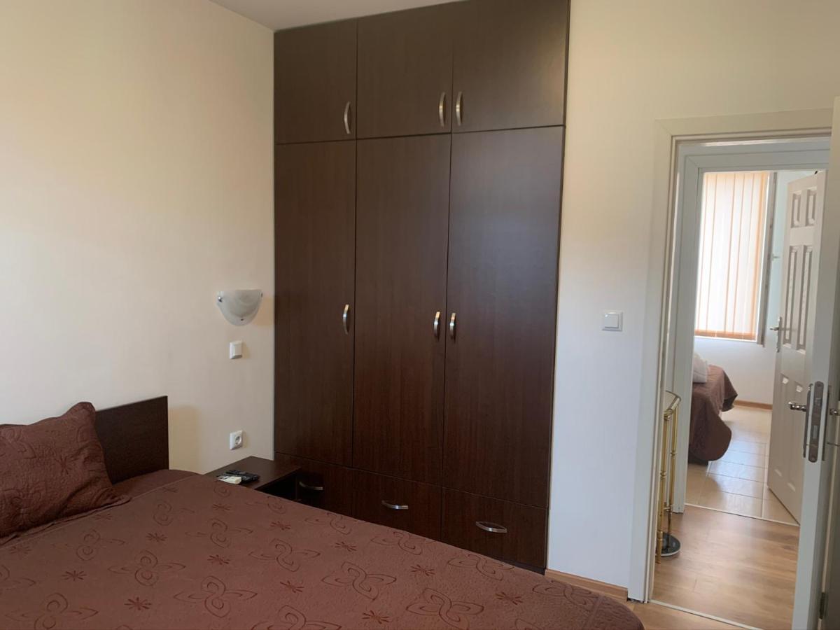 Marina Bay Apart Saint Vlas Sveti Vlas Bagian luar foto